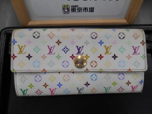 東京市場 盛岡店 LOUIS VUITTON LV ルイヴィトン ブランド サイフ 財布  買取 です。