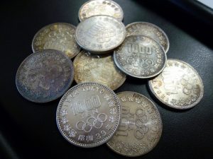 古銭や記念硬貨の事は、買取専門 東京市場 姶良店にお任せ下さい