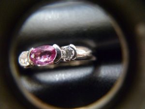 ダイヤモンドいっぱいの貴金属アクセサリー達♪ しまむら横の 買取専門 東京市場 姶良店