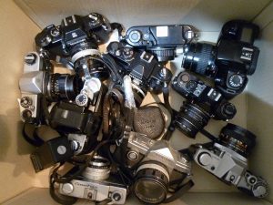 実はカメラはコンスタントに持ち込まれます しまむら横の 買取専門 東京市場 姶良店