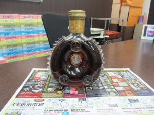 買取専門 東京市場 鹿児島中央店 輸入酒 洋酒 ブランデー レミーマルタン ルイ13世 買取しました。