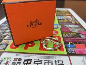 買取専門 東京市場 サンキュー新栄店 ブランド エルメス  スカーフリング 買取しました。