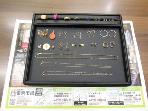 行田市内！東京市場 ドンキホーテ 行田持田インター店 貴金属 アクセサリー 買取しました。