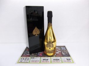 高崎市内 買取専門 東京市場 ドンキホーテ 高崎店 洋酒 シャンパン アルマン ド ブリニャック 買取しました。