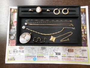 姶良市 買取専門 東京市場 姶良国道10号店 貴金属 金 プラチナ アクセサリー 買取しました。