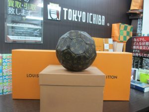 買取専門 東京市場 鹿児島中央店 ブランド ルイヴィトン サッカーボール 買取しました。