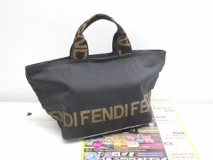 春日部市内！ 買取専門 東京市場 東武豊春駅西口店 ブランド フェンディ ナイロン バッグ 買取しました。