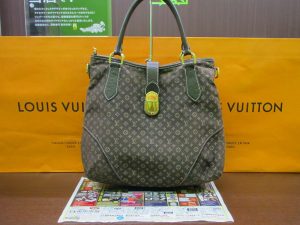 いづろ 中町 金生町 照国通り 東京市場 天文館 御着屋交番前店 ブランド ルイヴィトン バッグ 買取しました。