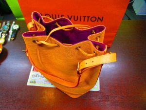 いづろ 中町 金生町 照国通り 東京市場 天文館 御着屋交番前店 ブランド ルイヴィトン バッグ 買取しました。