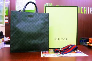 いづろ 中町 金生町 照国通り 東京市場 天文館 御着屋交番前店 ブランド グッチ バッグ 買取しました。