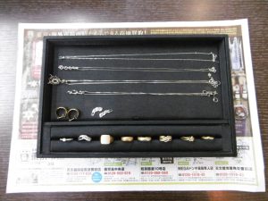 姶良市 買取専門 東京市場 姶良国道10号店 貴金属 金 プラチナ アクセサリー 買取しました。