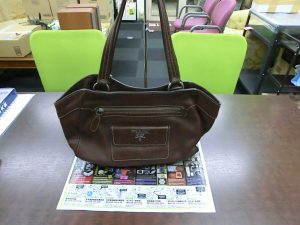 買取専門 東京市場 鹿児島中央店 ブランド プラダ トートバッグ 買取しました。