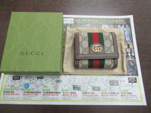 買取専門 東京市場 鹿児島中央店 ブランド グッチ 二つ折り財布 買取しました。