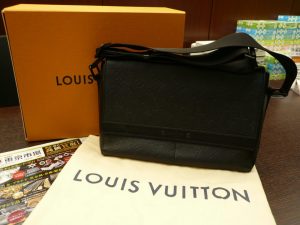 霧島市 買取専門 東京市場 ドンキホーテ霧島隼人店 ブランド ルイヴィトン バッグ 買取しました。