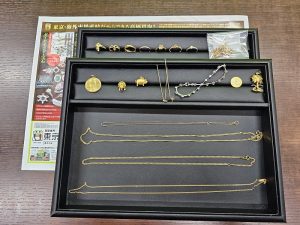 買取専門 東京市場 いづろ 照国通り 天文館 御着屋交番前店 貴金属 金 製品 買取しました。