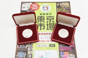 春日部市内！ 買取専門 東京市場 東武豊春駅西口店 内閣制度創始100周年記念 純銀メダル 買取しました。