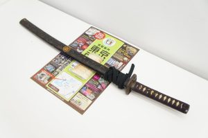 春日部市内！ 買取専門 東京市場 東武豊春駅西口店 登録証付き 脇差 日本刀 刀 刀剣 買取しました。