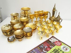 町田市内！ 買取専門 東京市場 町田駅前コビルナ店 金メッキ製品 金杯 酒器 買取しました。