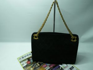 鹿児島市内 買取専門 東京市場 鹿児島中央店 ブランド シャネル スエード チェーン ショルダーバッグ 買取しました。