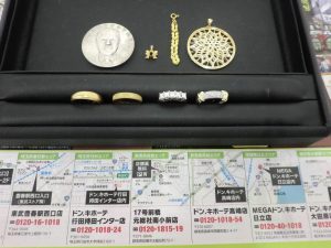 前橋市内 買取専門 東京市場 17号前橋元総社南小前店 貴金属 金 銀 製品 買取しました。