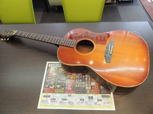 大田原市内！ 買取専門 東京市場 ドンキホーテ大田原店 ギブソン ギター LG-1 買取しました。