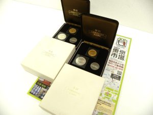 金沢市内 買取専門 東京市場 メガドンキラパーク金沢店 記念硬貨 昭和天皇御在位10万円 金貨 買取しました。