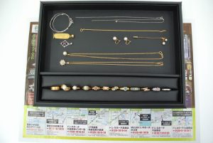 所沢市内！買取専門 東京市場 西武小手指駅北口タワーズ店 貴金属 金 プラチナ 買取しました。