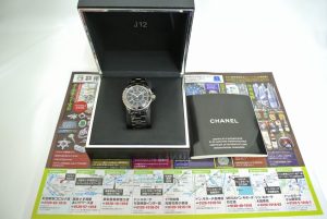 町田市内！ 買取専門 東京市場 町田駅前コビルナ店 ブランド 腕時計 シャネル J12 買取しました。