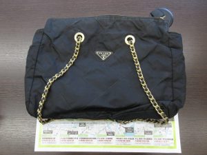 大田原市内！買取専門 東京市場 ドンキホーテ大田原店 ブランド プラダ ナイロン ショルダーバッグ 買取しました。