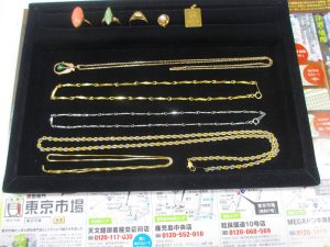 買取専門 東京市場 いづろ 照国通り 天文館 御着屋交番前店 貴金属 金 プラチナ 製品 買取しました。