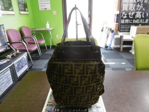 姶良市 買取専門 東京市場 姶良国道10号店 ブランド フェンディ ズッカ ハンドバッグ 買取しました。
