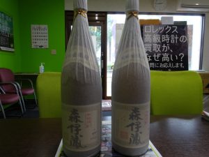 姶良市 買取専門 東京市場 姶良国道10号店 プレミアム焼酎 森伊蔵 買取しました。