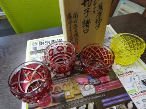 姶良市 買取専門 東京市場 姶良国道10号店 伝統工芸品 薩摩切子 買取しました。