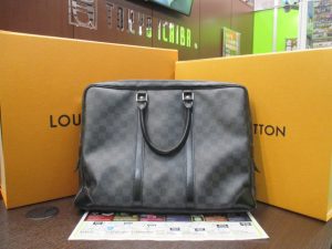 霧島市 買取専門 東京市場 ドンキホーテ霧島隼人店 ブランド ルイヴィトン バッグ 買取しました。