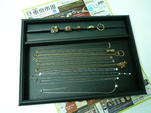 鹿児島市内 買取専門 東京市場 鹿児島中央店 貴金属 18金 プラチナ アクセサリー 買取しました。