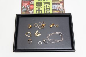春日部市内！ 買取専門 東京市場 東武豊春駅西口店 金 プラチナ 貴金属 アクセサリー 買取しました。