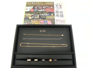 金沢市内 買取専門 東京市場 メガドンキラパーク金沢店 貴金属 金 プラチナ アクセサリー 買取しました。