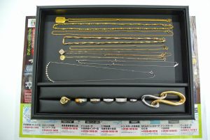 高崎市内 買取専門 東京市場 ドンキホーテ 高崎店 金 プラチナ ダイヤモンド 貴金属製品 買取しました。