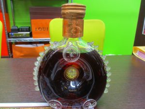 照国通り いづろ 中町 買取専門 東京市場 天文館 御着屋交番前店 酒 輸入酒 ブランデー 買取しました。