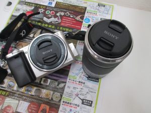 鹿児島市 買取専門 東京市場 サンキュー新栄店 ソニー ミラーレス一眼カメラ a6000 買取しました。