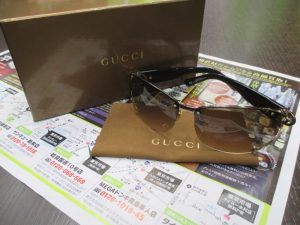 霧島市 買取専門 東京市場 ドンキホーテ霧島隼人店 ブランド グッチ サングラス 買取しました。