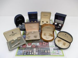 所沢市内！買取専門 東京市場 西武小手指駅北口タワーズ店 ブランド カフス タイピン 買取しました。