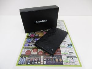 所沢市内！買取専門 東京市場 西武小手指駅北口タワーズ店 ブランド シャネル 財布 買取しました。