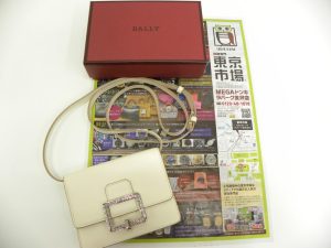 金沢市内 買取専門 東京市場 メガドンキラパーク金沢店 ブランド バリー バッグ 買取しました。