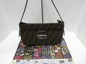鹿児島市 買取専門 東京市場 天文館 地蔵角交番前店 ブランド フェンディ バッグ 買取しました。