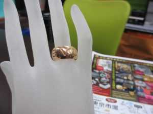 いづろ 中町 金生町 照国通り 東京市場 天文館 御着屋交番前店 ブランド ブルガリ リング 買取しました。