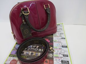 鹿児島市 買取専門 東京市場 国道225号宇宿店 ブランド ヴィトン バッグ 買取しました。