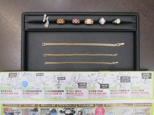 霧島市 買取専門 東京市場 ドンキホーテ霧島隼人店 貴金属 金 プラチナ 製品 買取しました。