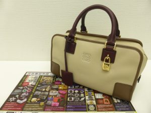 町田 相模原 買取専門 東京市場 町田駅前コビルナ店 ブランド ロエベ アマソナ バッグ 買取しました。