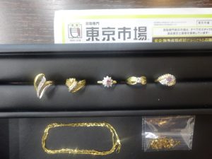 姶良市 買取専門 東京市場 姶良国道10号店 金銀プラチナ 貴金属 アクセサリー 買取しました。